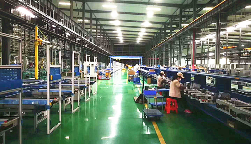 >上下同欲，沖鋒一線！